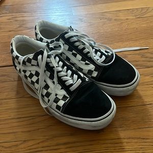 Checkerboard Old School Vans | Size 10